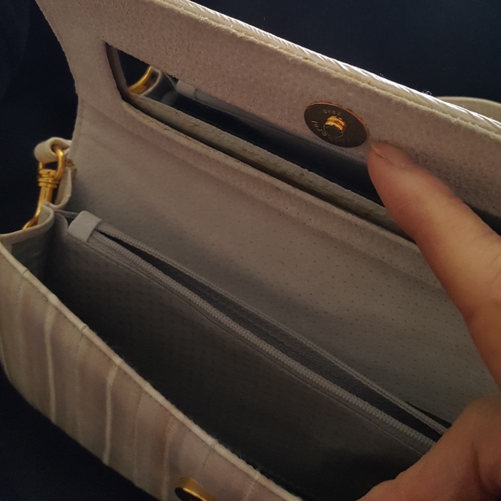 Eel Skin Purse - Picture 3 of 4
